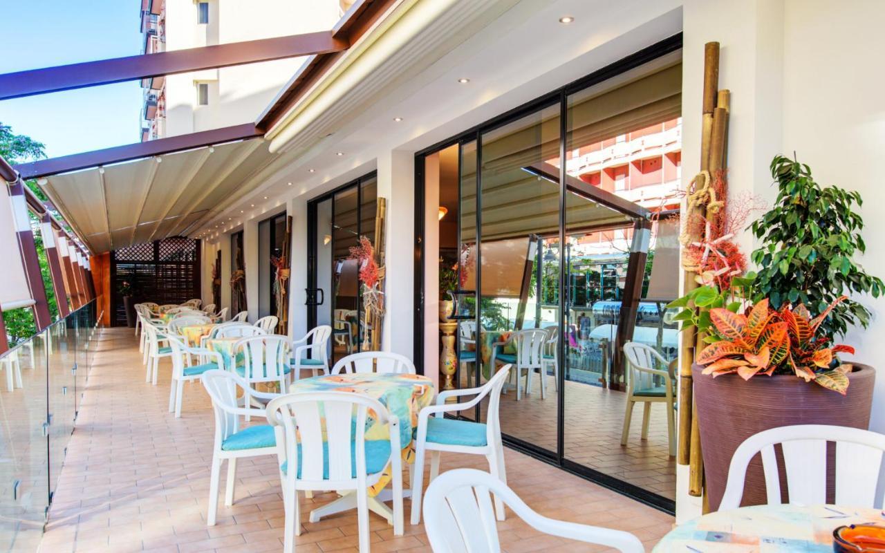 Hotel Royal-Spiaggia Gatteo a Mare Bagian luar foto