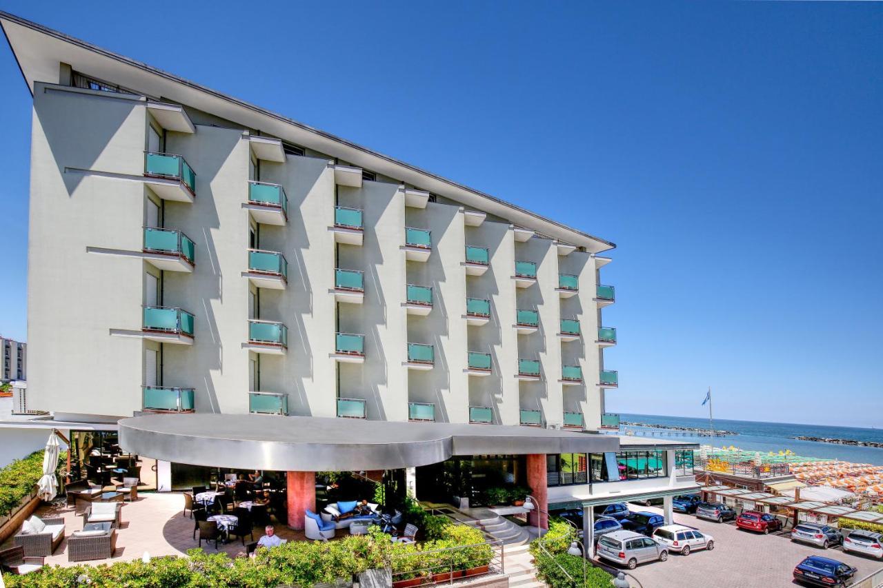 Hotel Royal-Spiaggia Gatteo a Mare Bagian luar foto