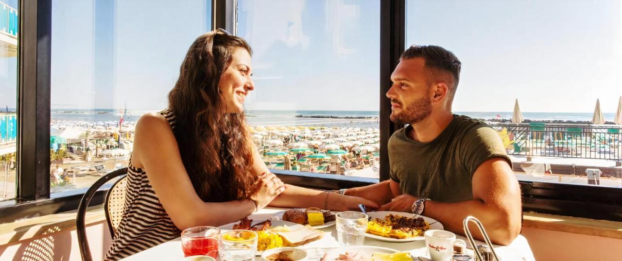 Hotel Royal-Spiaggia Gatteo a Mare Bagian luar foto
