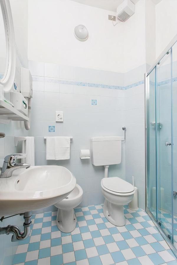 Hotel Royal-Spiaggia Gatteo a Mare Bagian luar foto