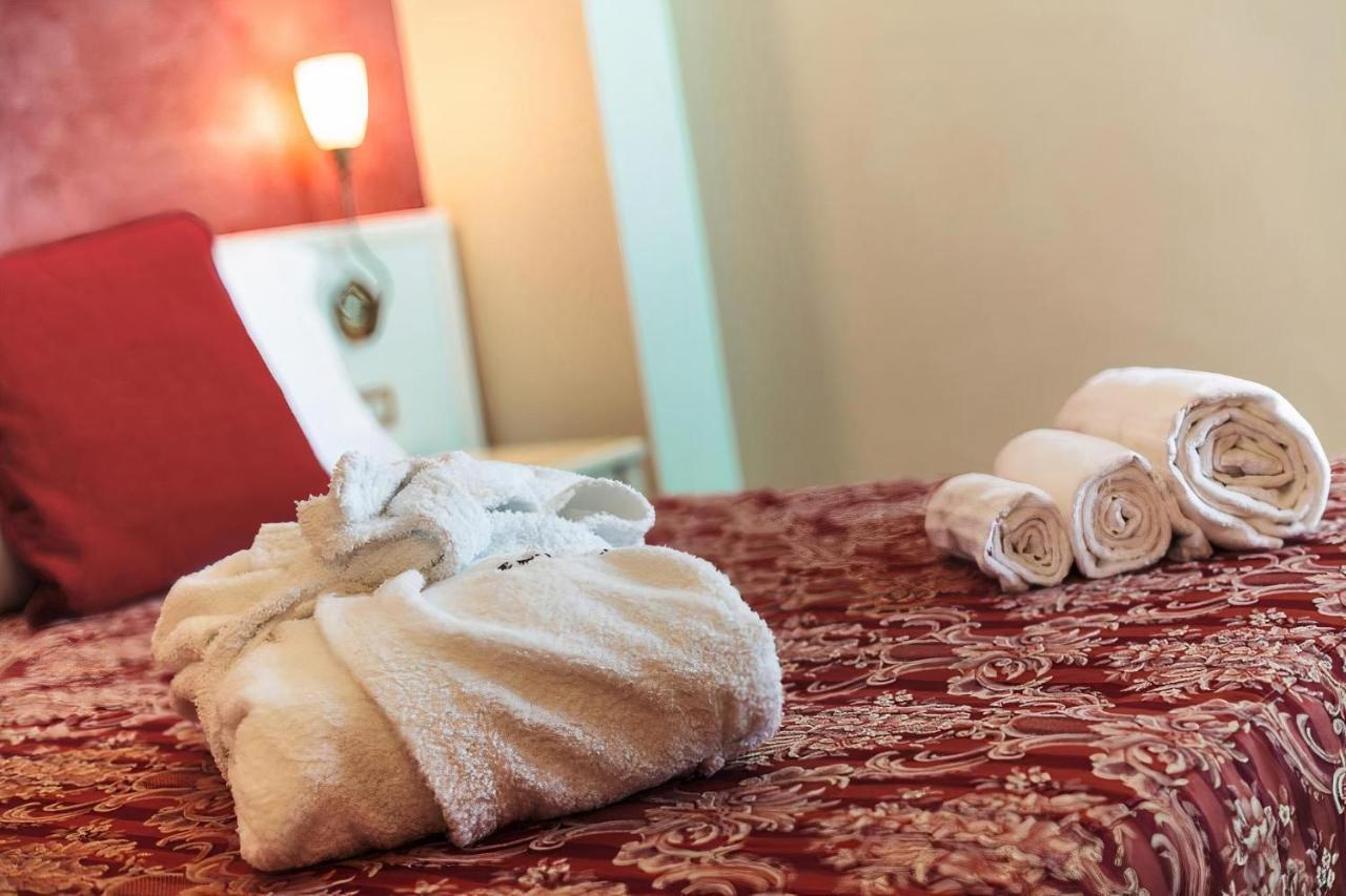 Hotel Royal-Spiaggia Gatteo a Mare Bagian luar foto
